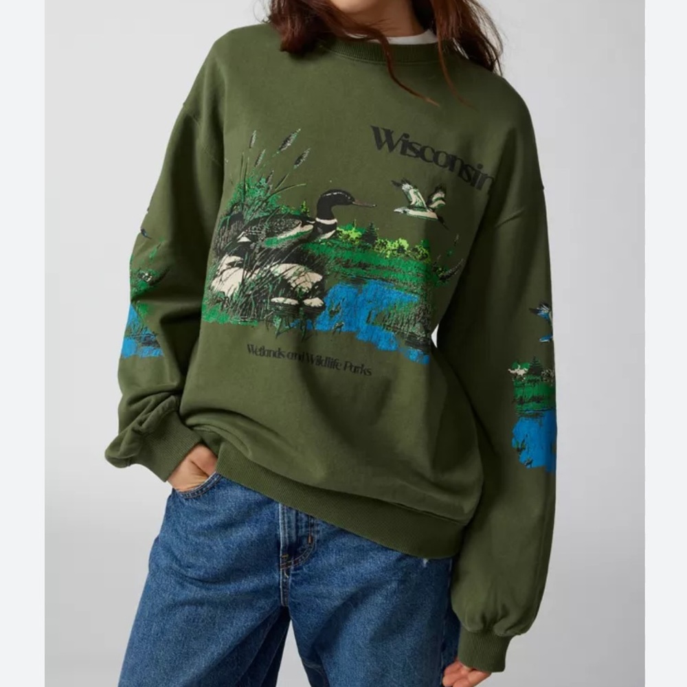 Urban Outfitters Olive Green 'Wisconsin' Graphic Crewneck Sweatshirt